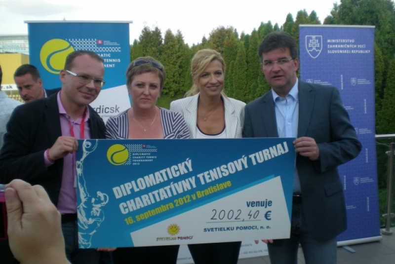 Diplomatický charitatívny tenisový turnaj Bratislava 2012