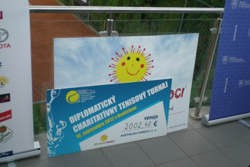 Diplomatický charitatívny tenisový turnaj Bratislava 2012