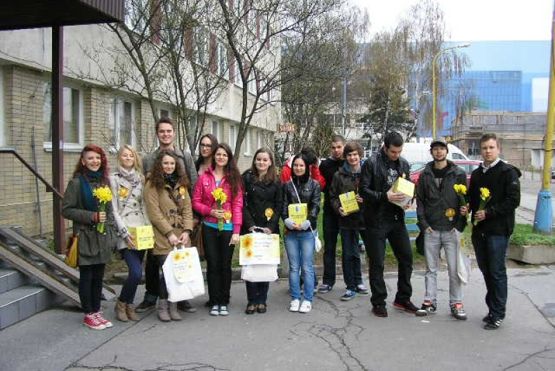 Celoslovenská zbierka Deň narcisov 2012