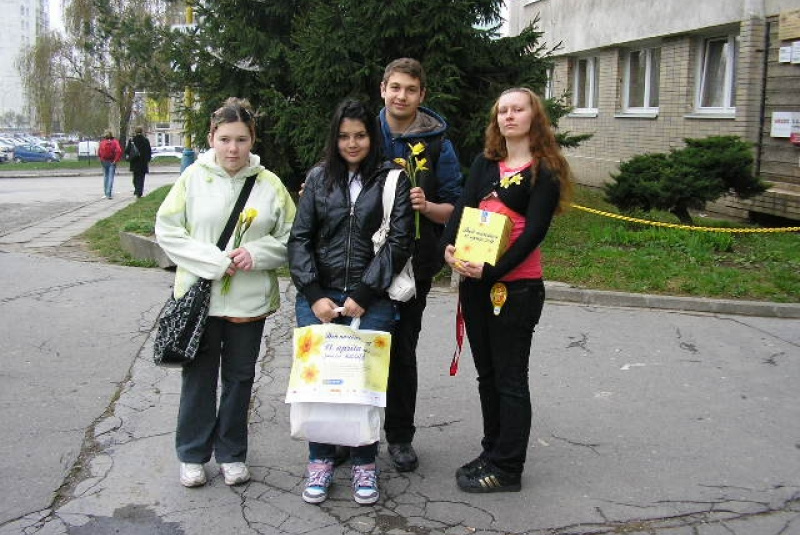 Celoslovenská zbierka Deň narcisov 2012