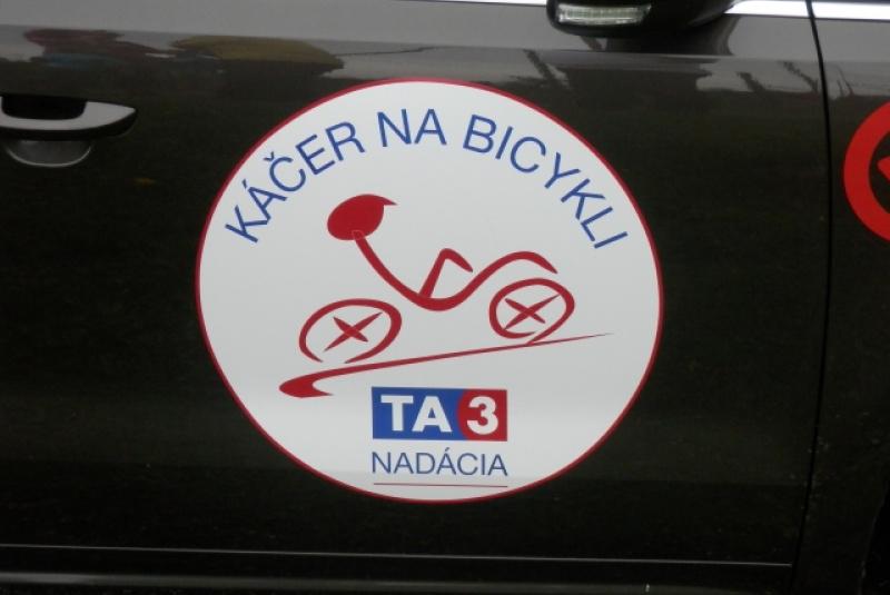 Charitatívna akcia Káčer na bicykli 2015